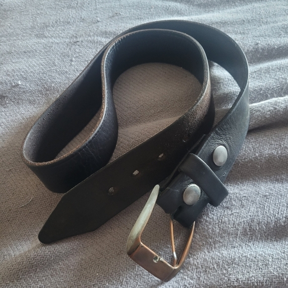 Source Unknown Accessories - Black Leather Belt Size 32
